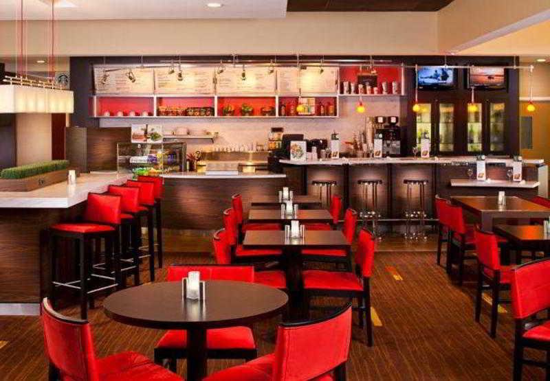 Courtyard Melbourne West Hotel Luaran gambar